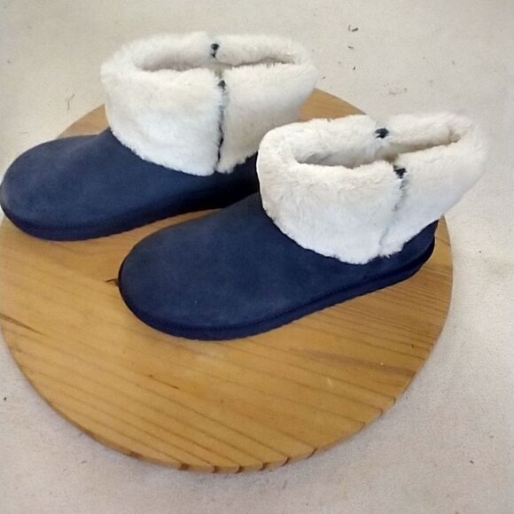 NWOT Koolaburra by UGG Faux Fur Ankle Booties Size 10 - Picture 2 of 8